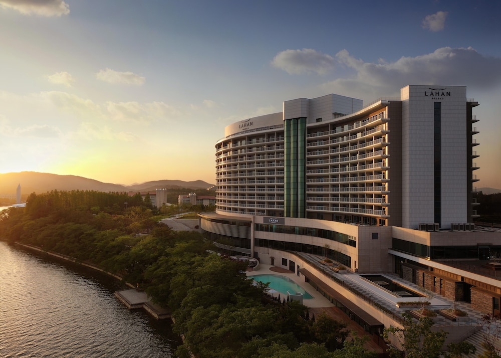 メイン イメージ