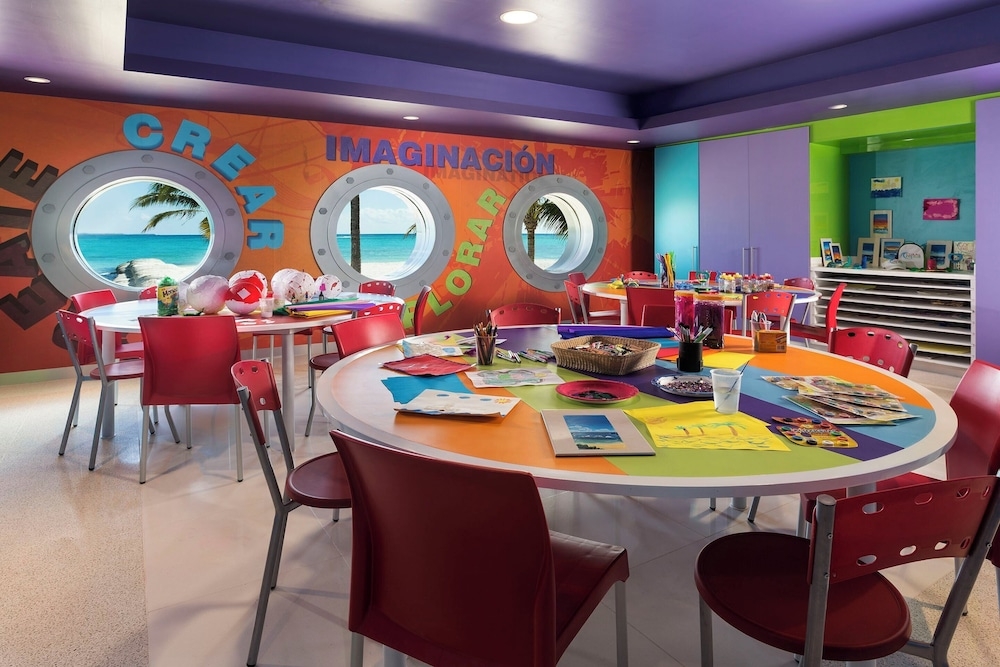 子供用の遊び場 - 屋内