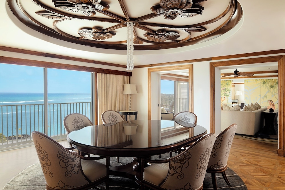 ダイニングルーム