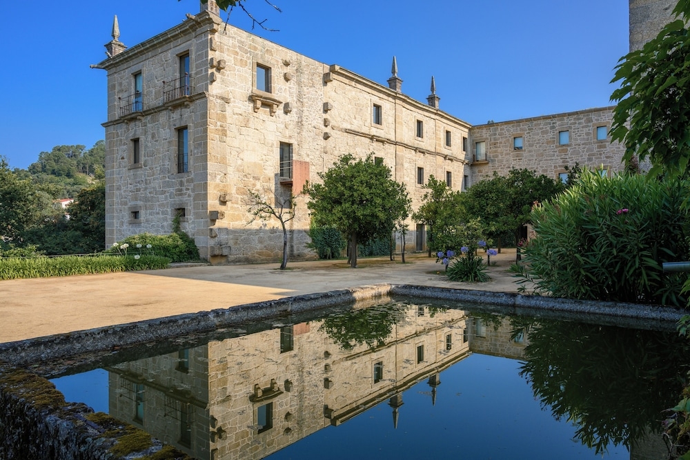 ポサダ モステイロ デ アマレス