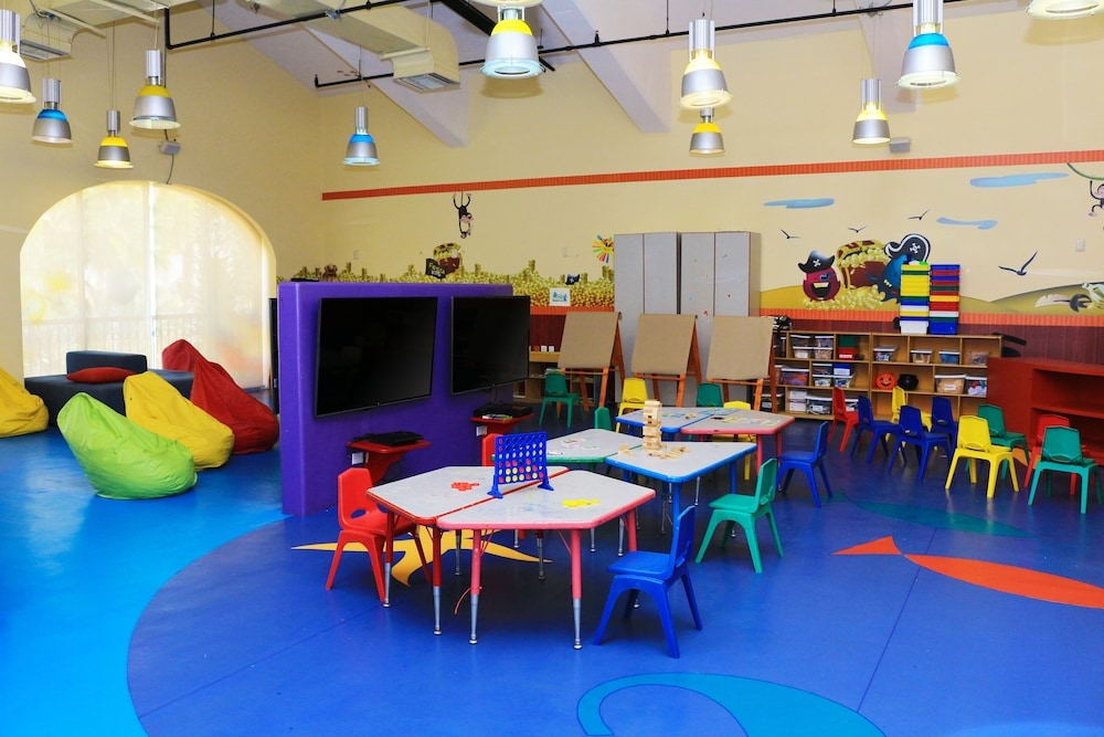 子供用の遊び場 - 屋内