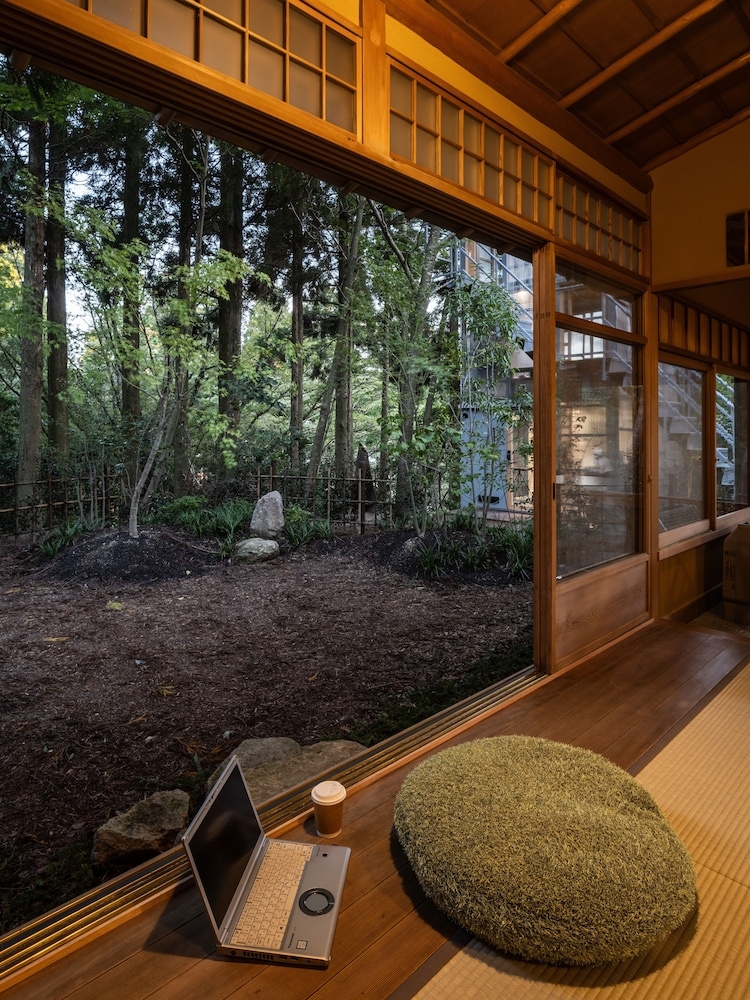 エグゼクティブ ラウンジ