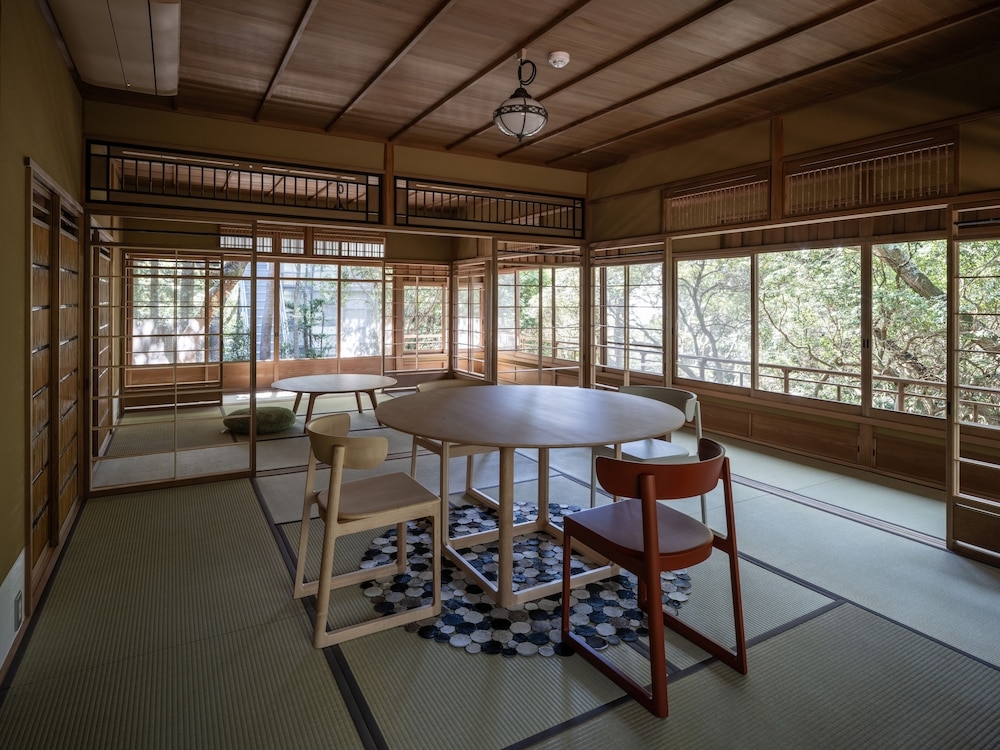 エグゼクティブ ラウンジ