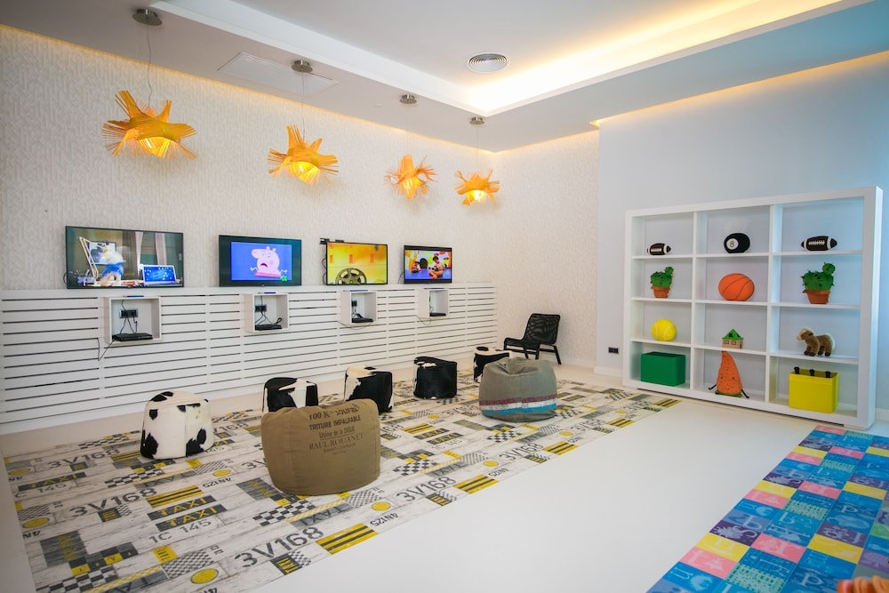 子供用の遊び場 - 屋内