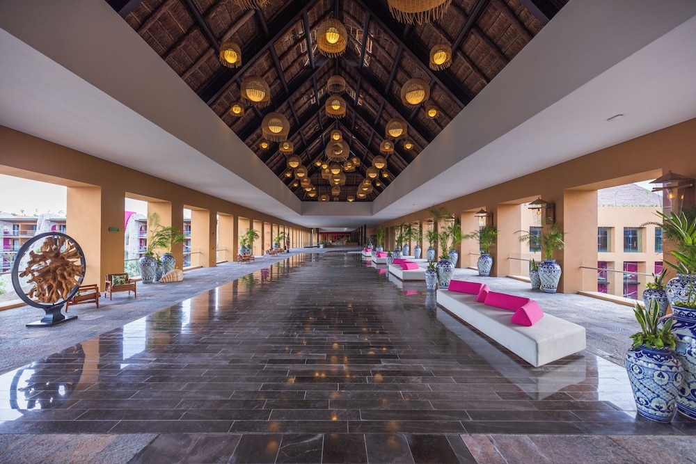 レセプション ホール