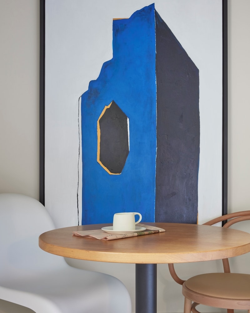 客室内のダイニングエリア