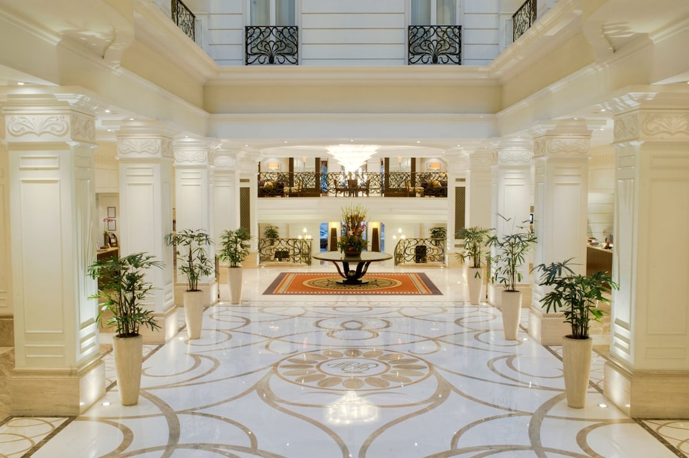 内部エントランス