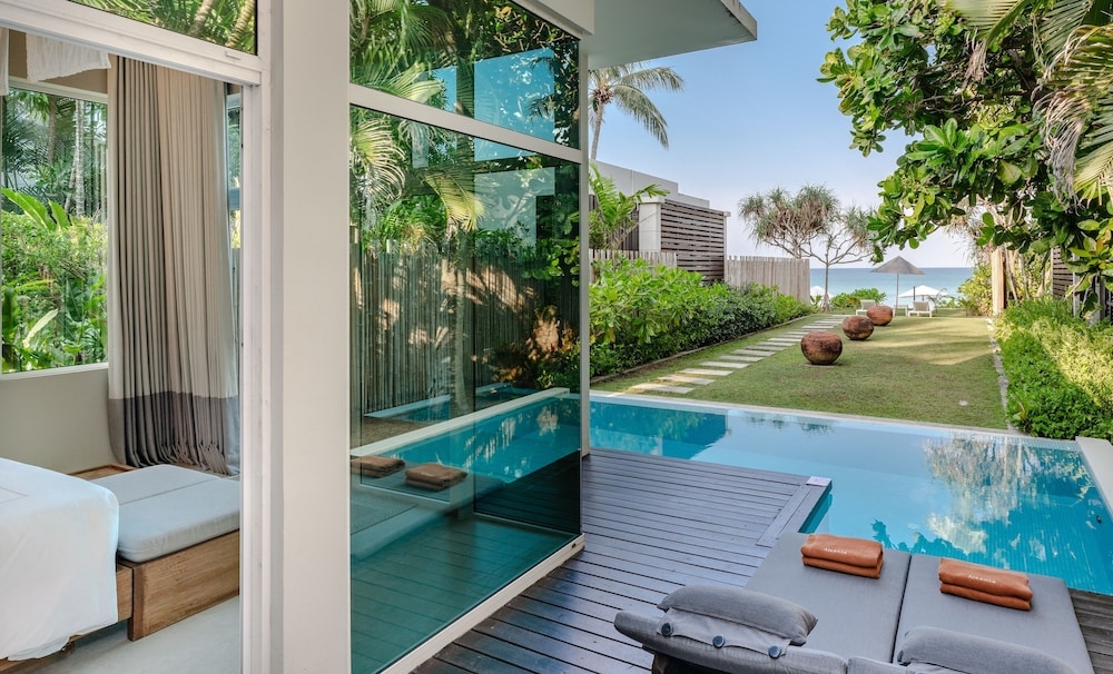 プライベートプール