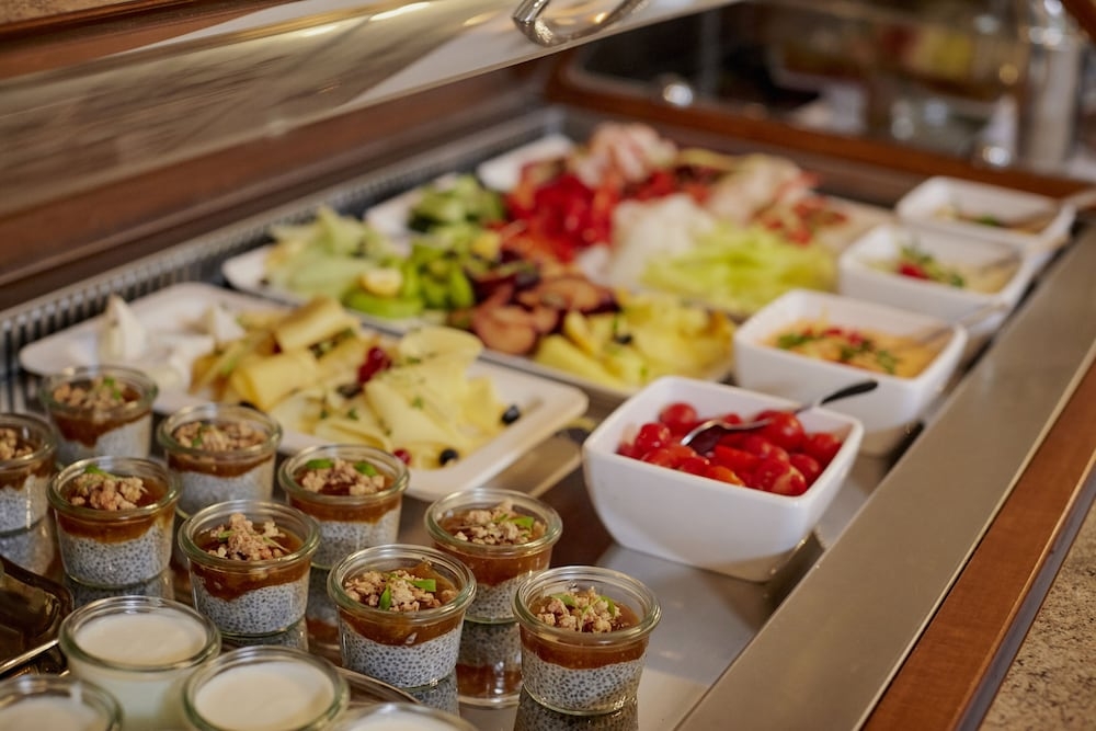 朝食ビュッフェ