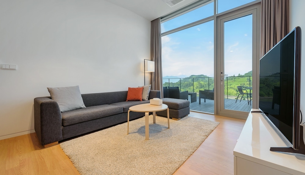 リビング エリア