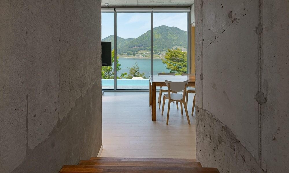 リビング エリア