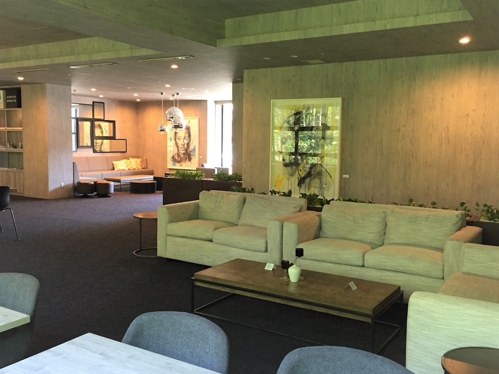 ロビー応接スペース