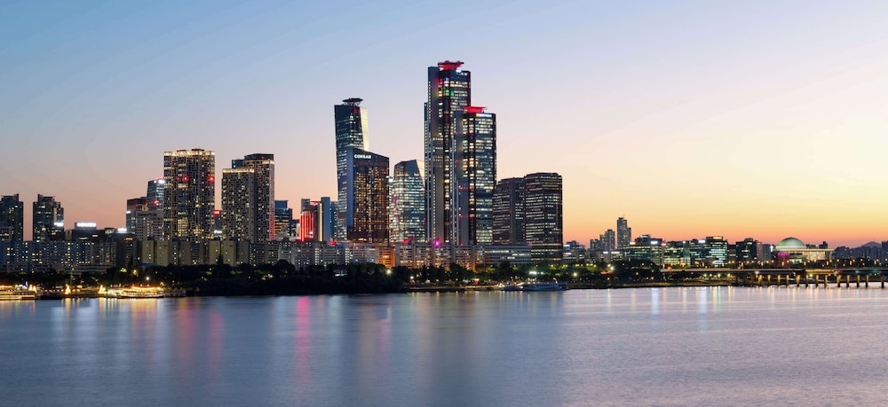 コンラッド ソウル