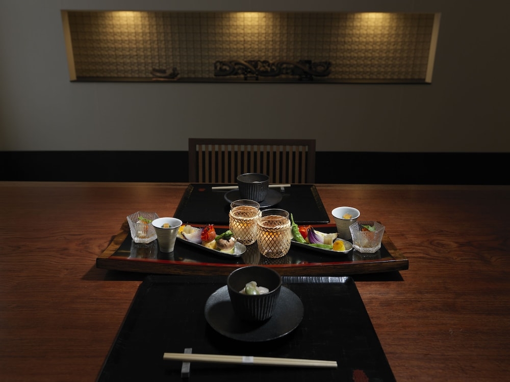 旅館のお食事処