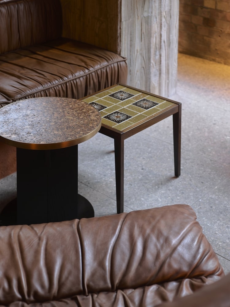 ロビーラウンジ