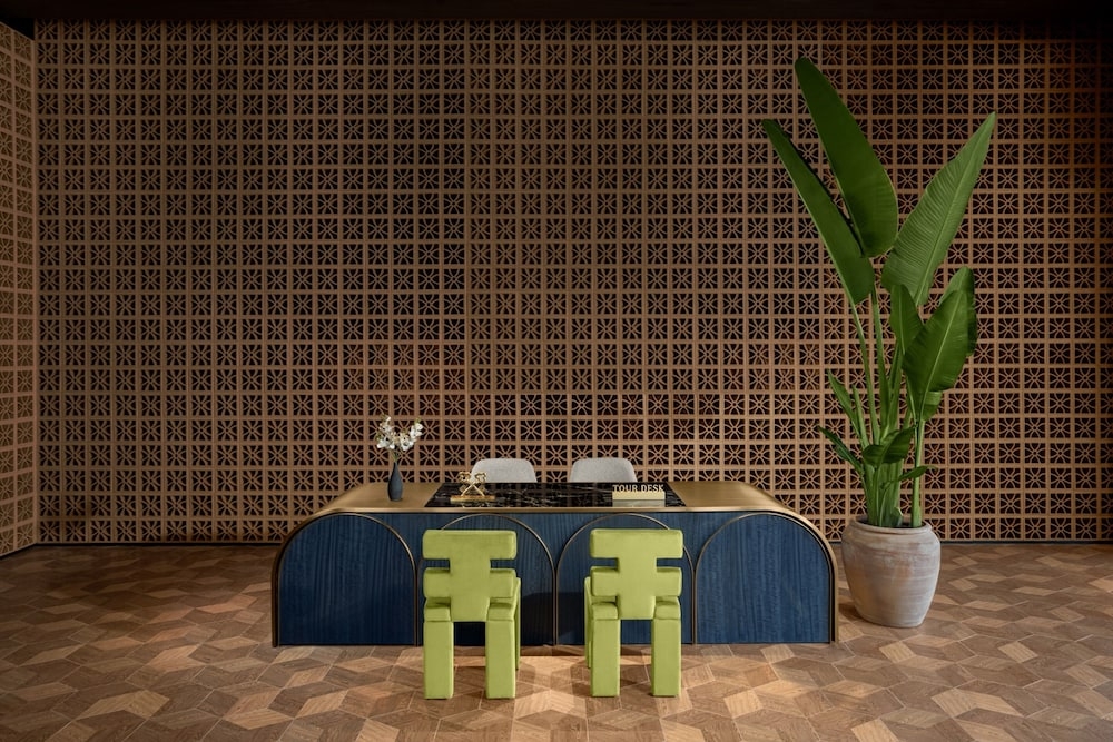 コンシェルジュ デスク