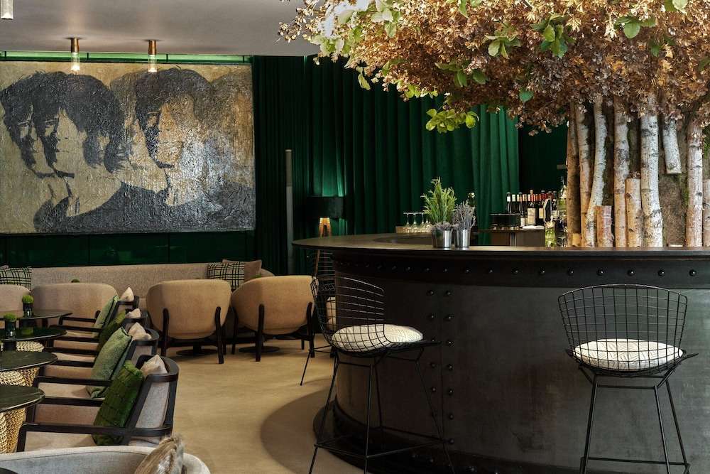 ホテル カフェ ロイヤル ロンドン