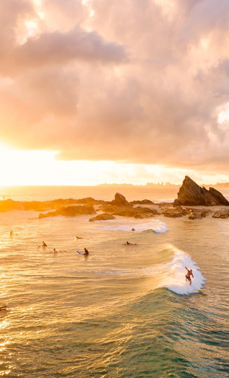 ひと足先に楽しむ夏、
オーストラリア
サーファーズ パラダイス