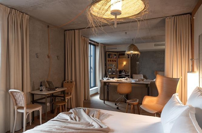 モブ ハウス,パリホテル,ワーケーションホテル