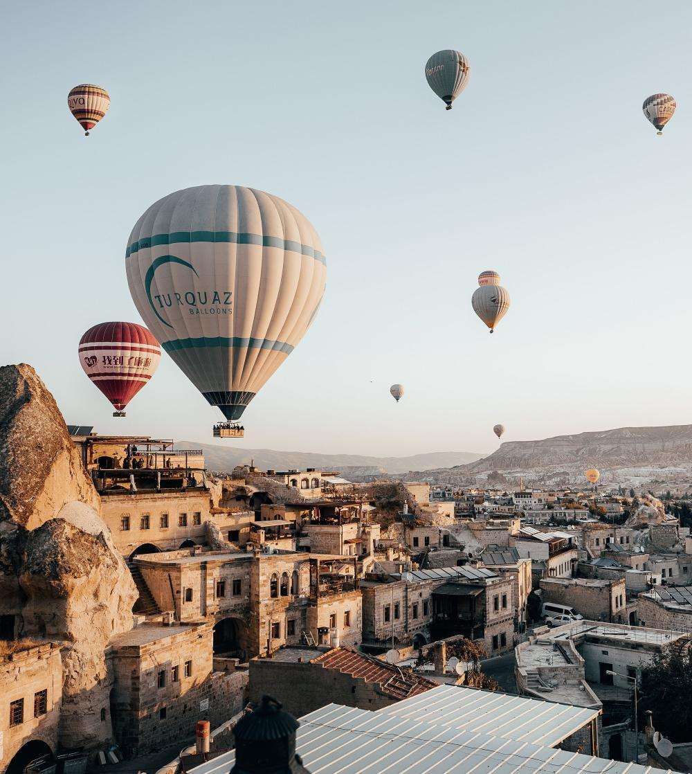 人生に一度の感動、 カッパドキア気球の<br/>日の出ホテル