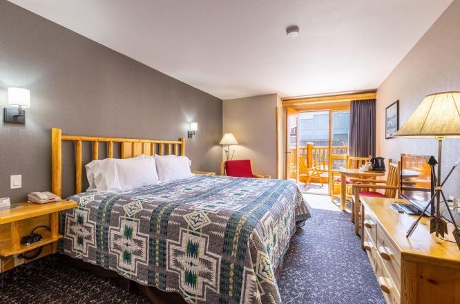 ブリュースター・マウンテン・ロッジ,バンフのホテル,バンフの宿,カナダホテル