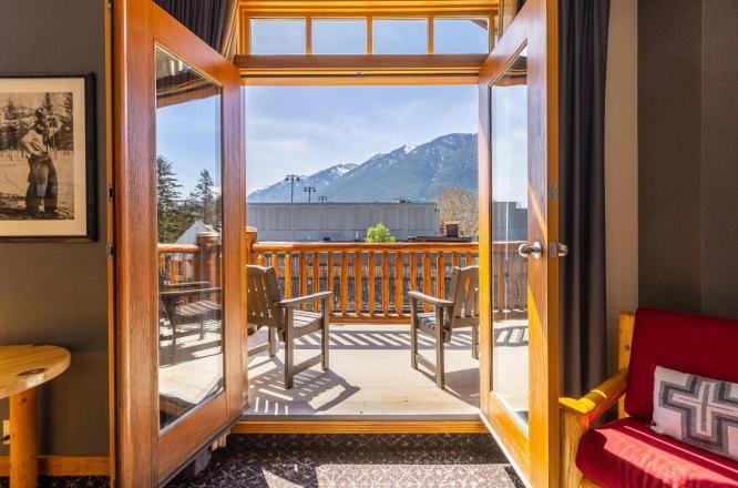 ブリュースター・マウンテン・ロッジ,バンフのホテル,バンフの宿,カナダホテル