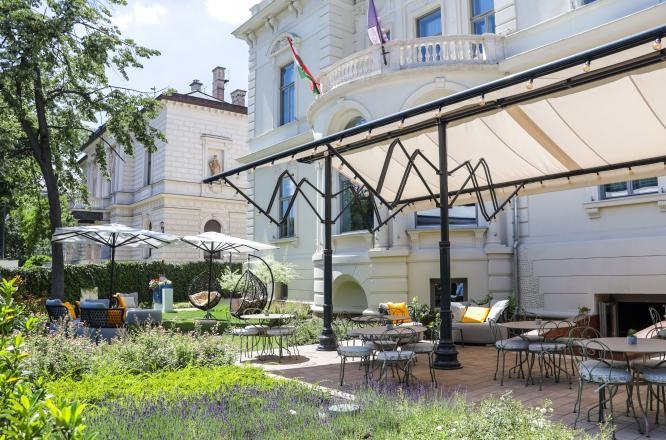 アリスホテル,ブダペストホテル