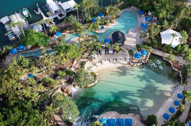 JW マリオット ゴールド コースト リゾート & スパ 屋外プール