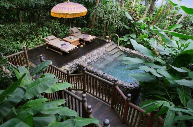 カペラ ウブド バリ