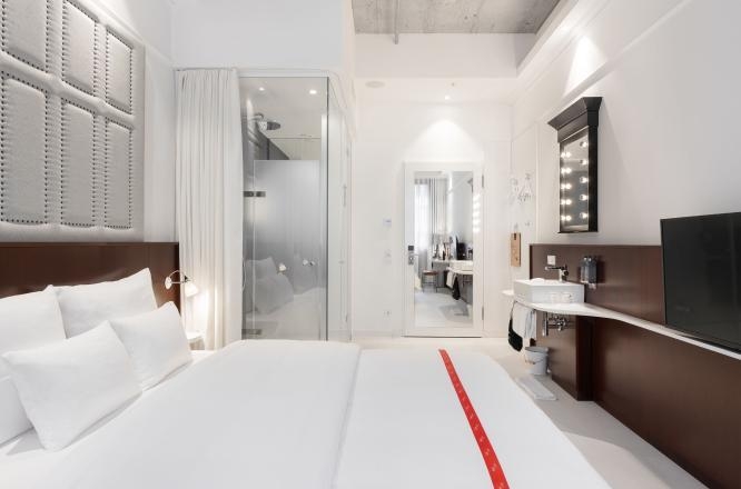 フランクフルトホテル,ルビールイーズホテルフランクフルト