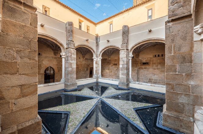 ポウサダモステロドクラート,ポルトガルホテル,PousadaMosteirodoCrato